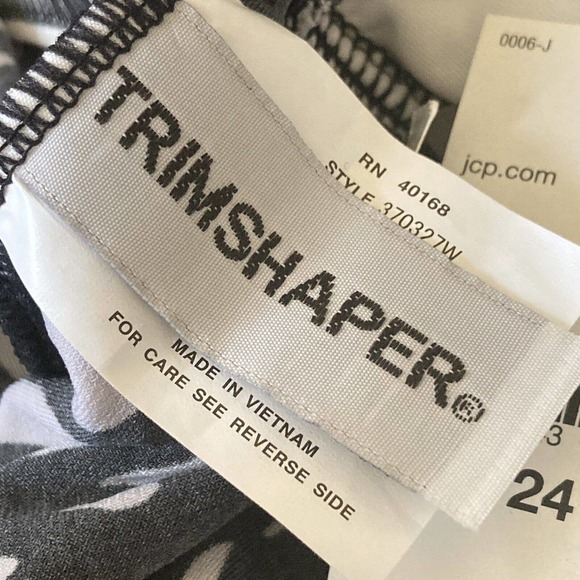 Trimshaper Swimwear Womens‎ Size 24W Shirred Web Design Tank Black White - Picture 7 of 10